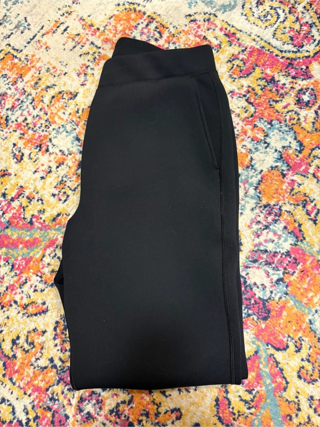 Uniqlo Black Jogger Pants Large