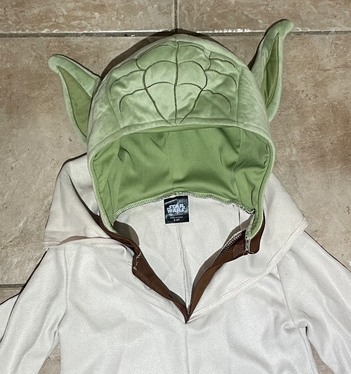 Star Wars Baby Yoda Costume - photo 2