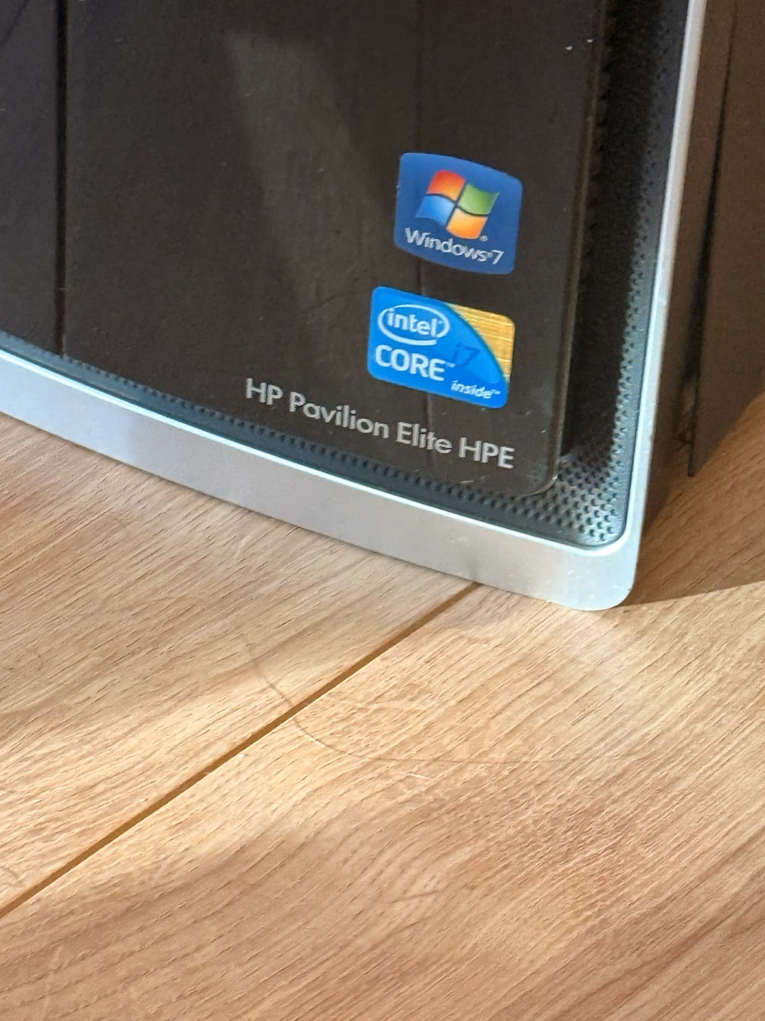 HP Pavilion Elite HPE Desktop PC - photo 2