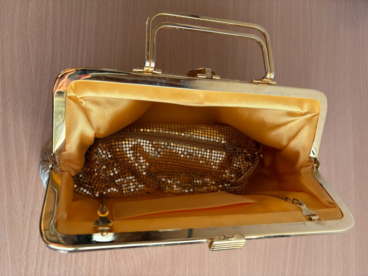 Vintage Gold Pleated Clutch Handbag - photo 5