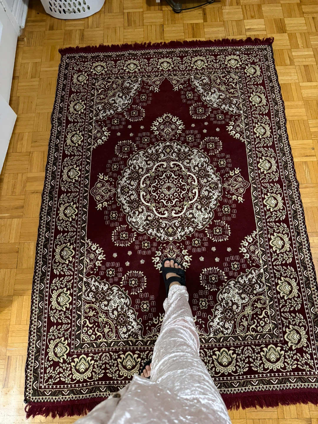 Big Red Oriental-Style Area Rug - photo 2