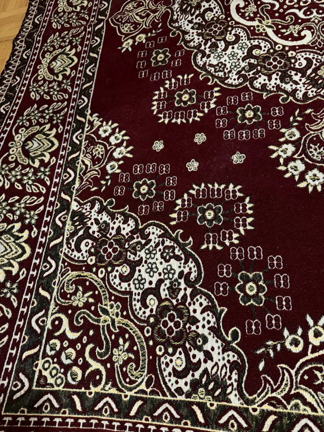 Big Red Oriental-Style Area Rug - photo 3