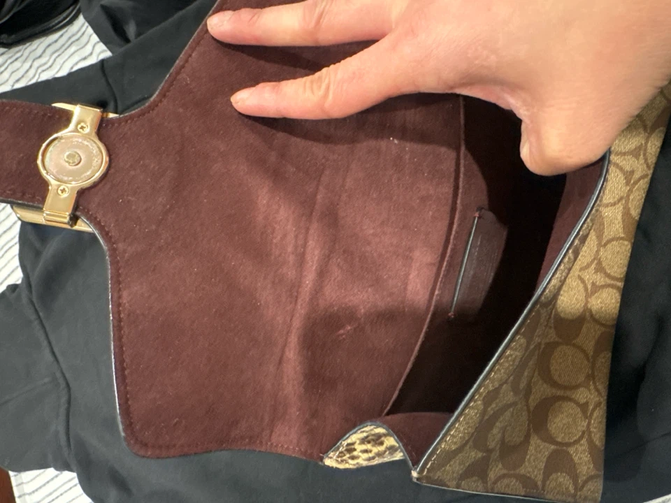 Coach Signature Handle Bag - photo 5
