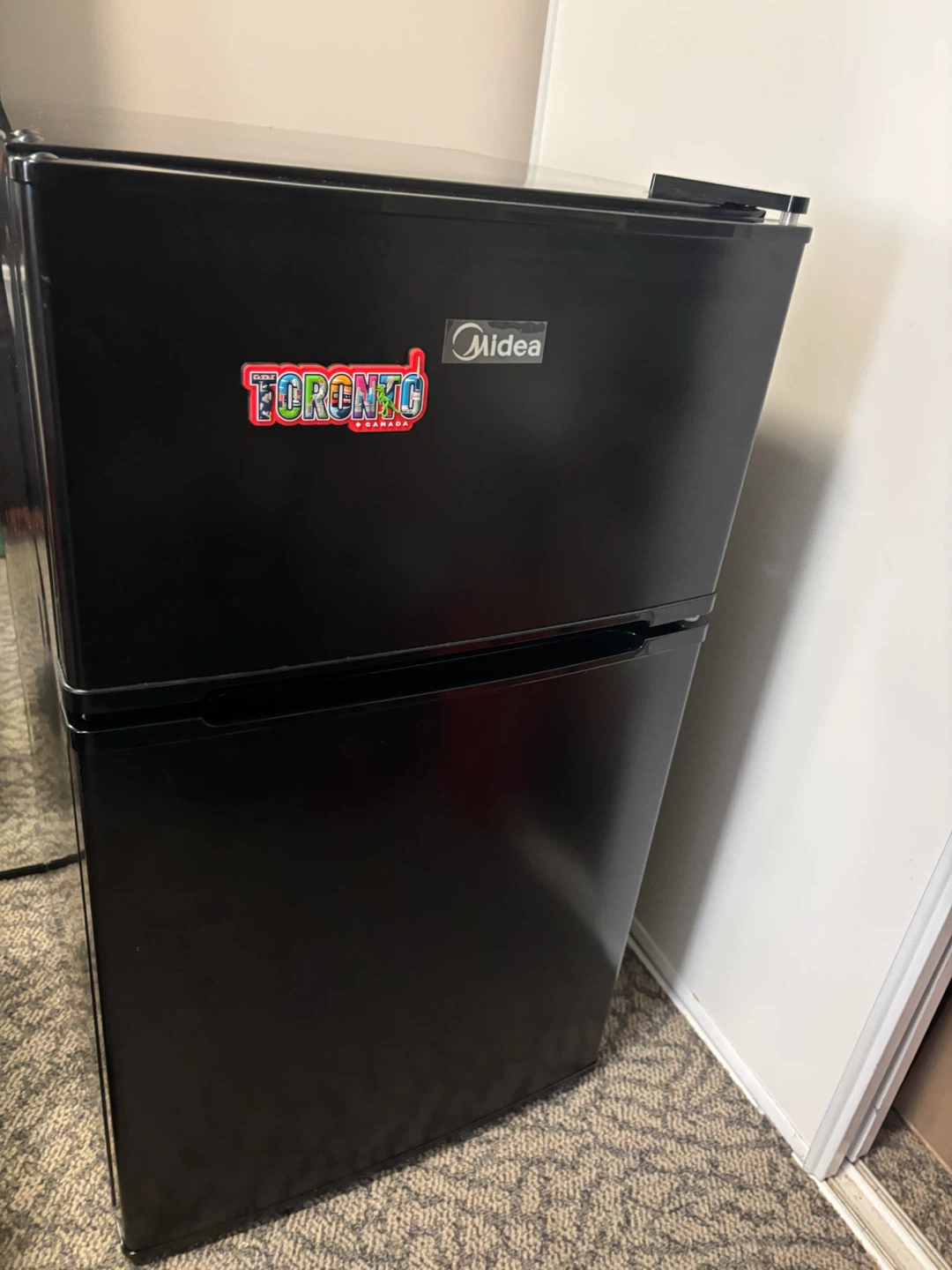Fridge need gone asap