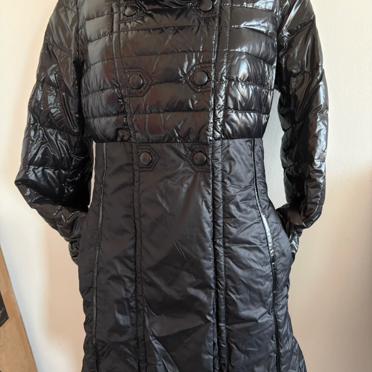 Black shiny puffer coat - photo 3