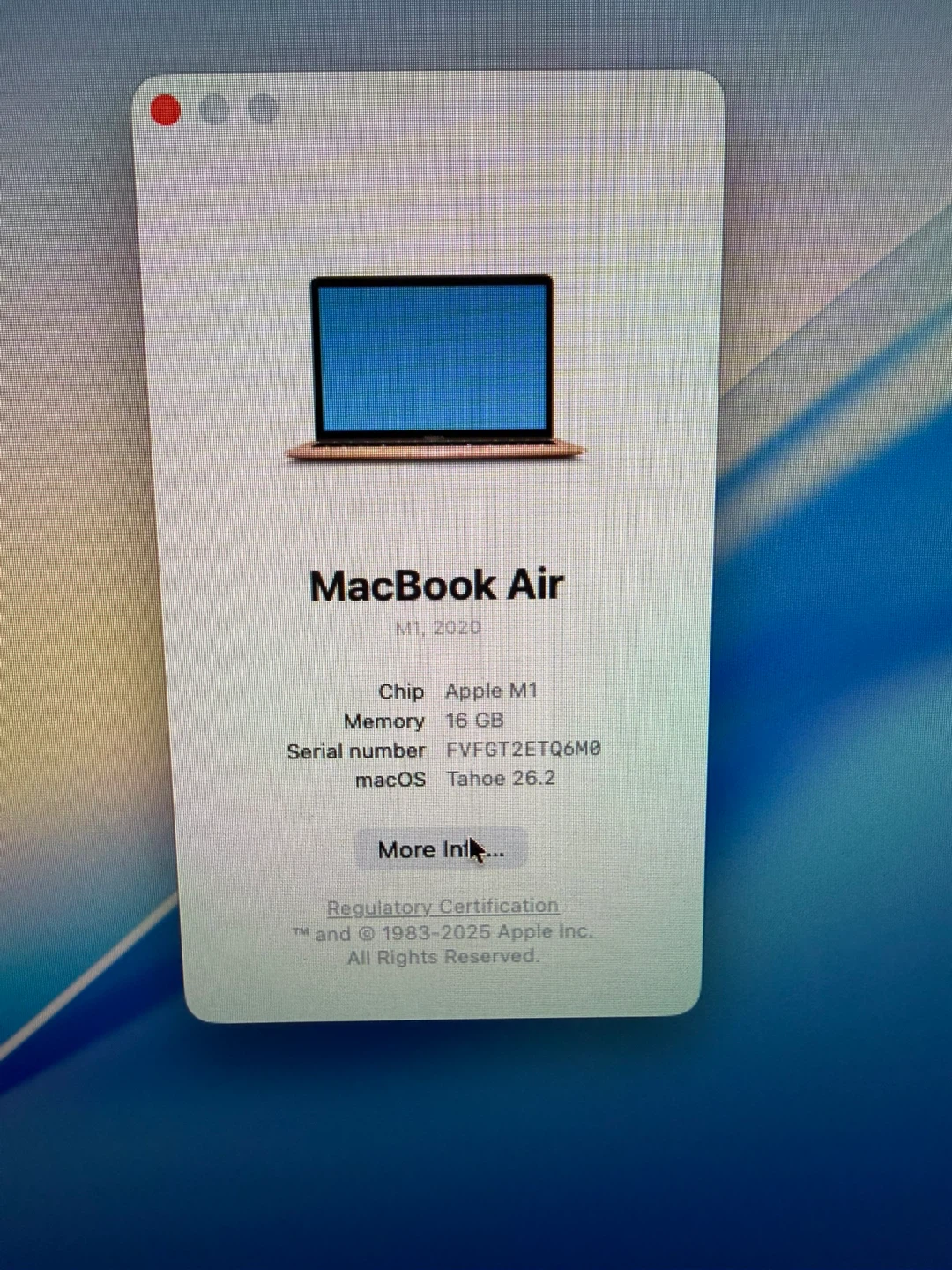MacBook Air 2020 M1 16GB RAM 256Gb SSD bad screen