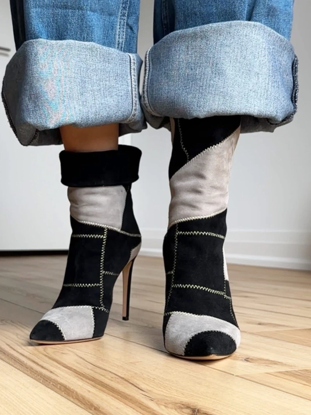 Casadei Luxury Designer Suede Booties - photo 2