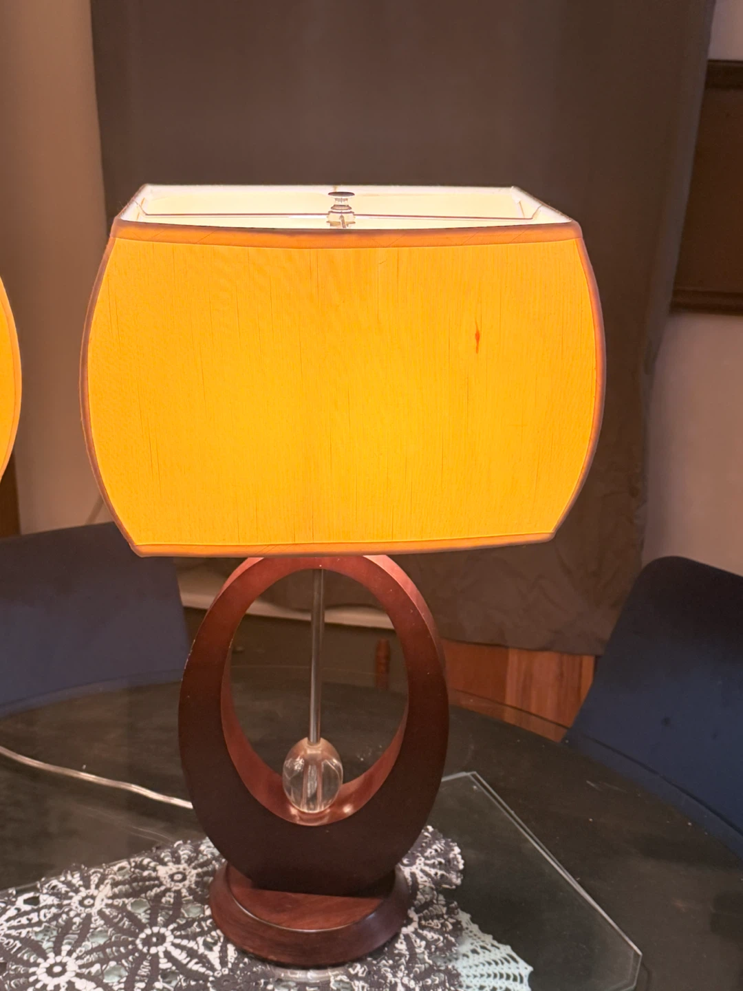 Set of Two Mid-Century Modern Style Table Lamps - photo 2