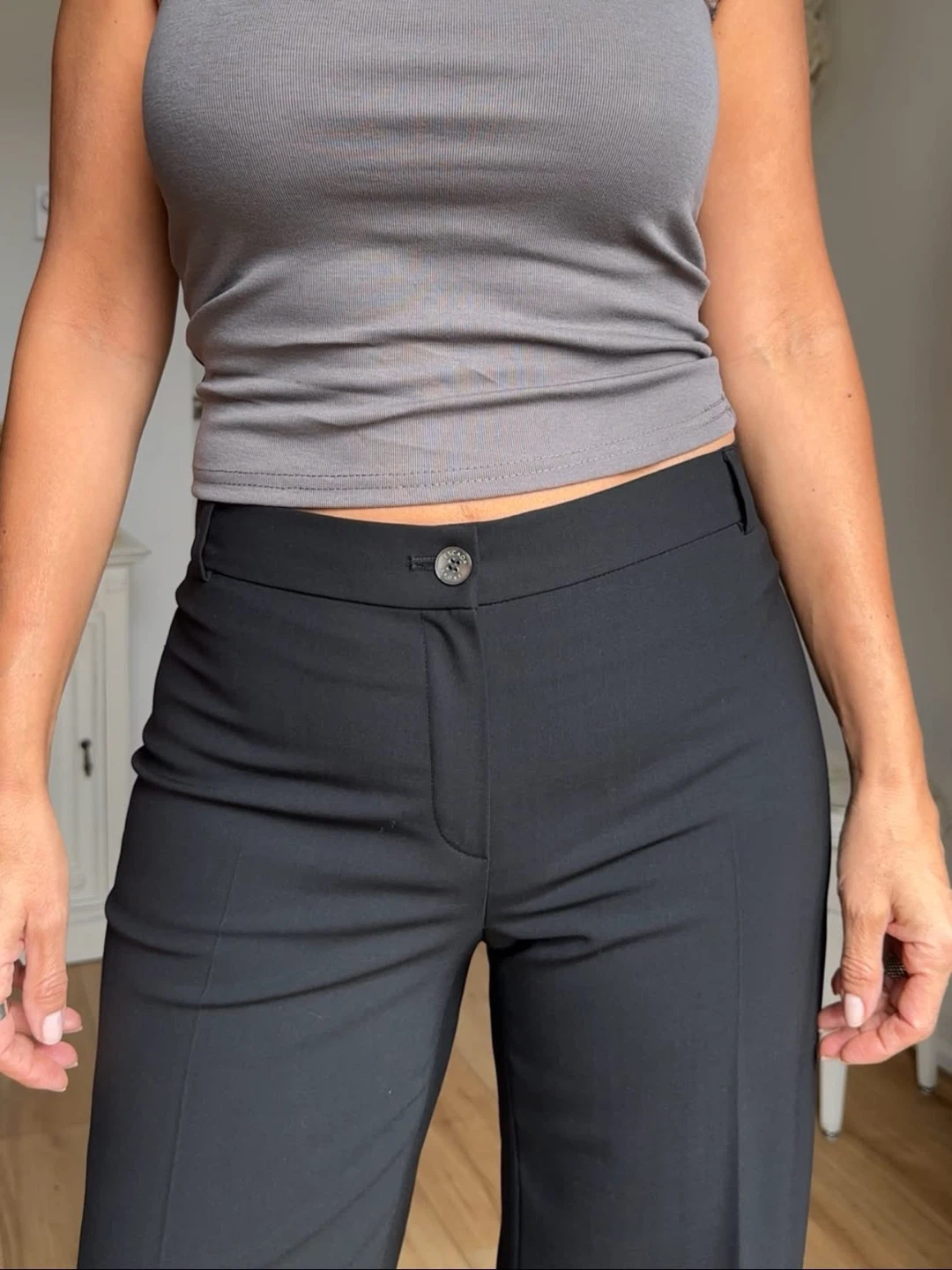 Escada Designer Wool Trousers - photo 4