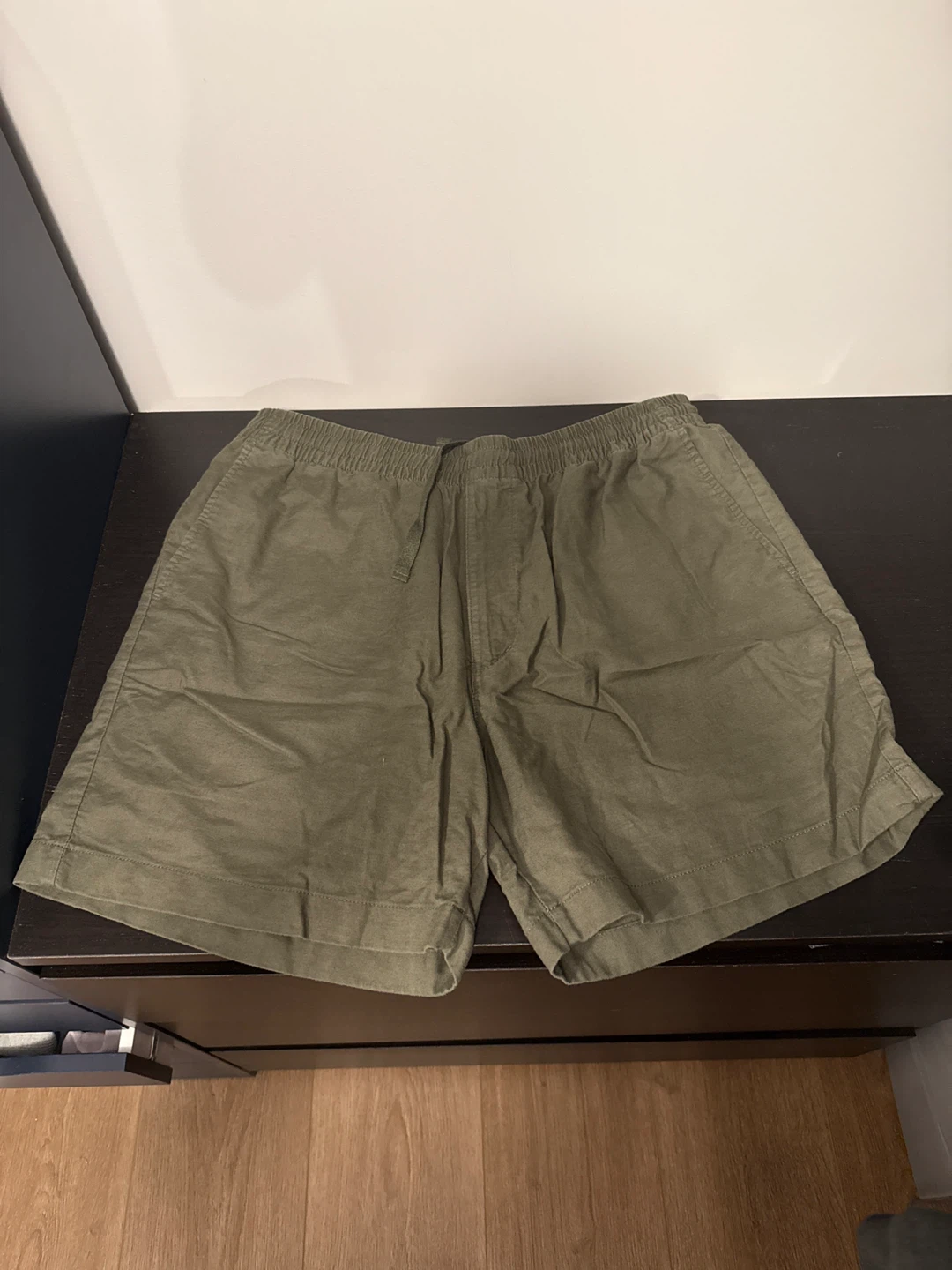 Uniqlo Olive Linen Blend Shorts - Large
