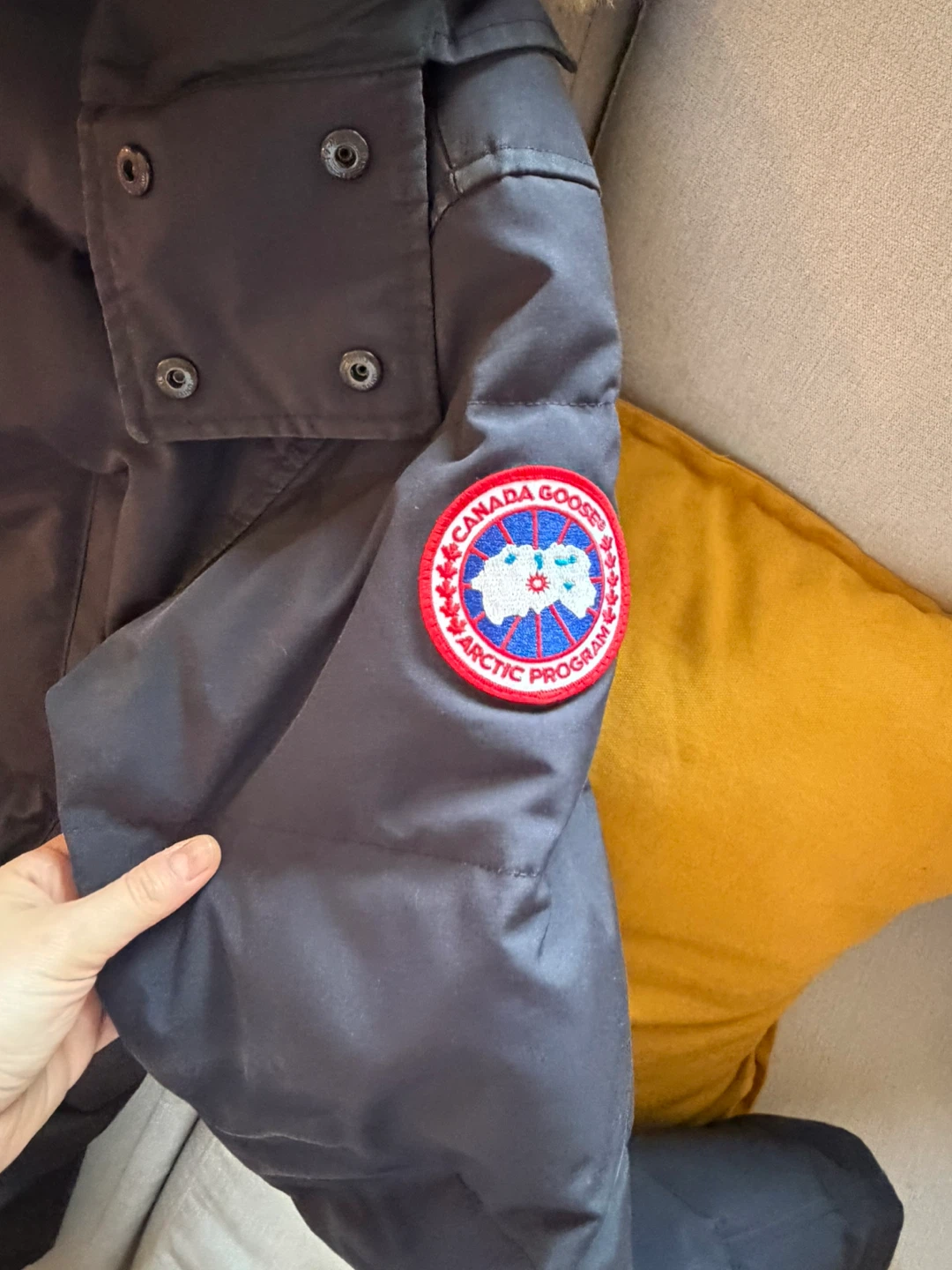 Canada Goose Wyndham Parka - photo 2