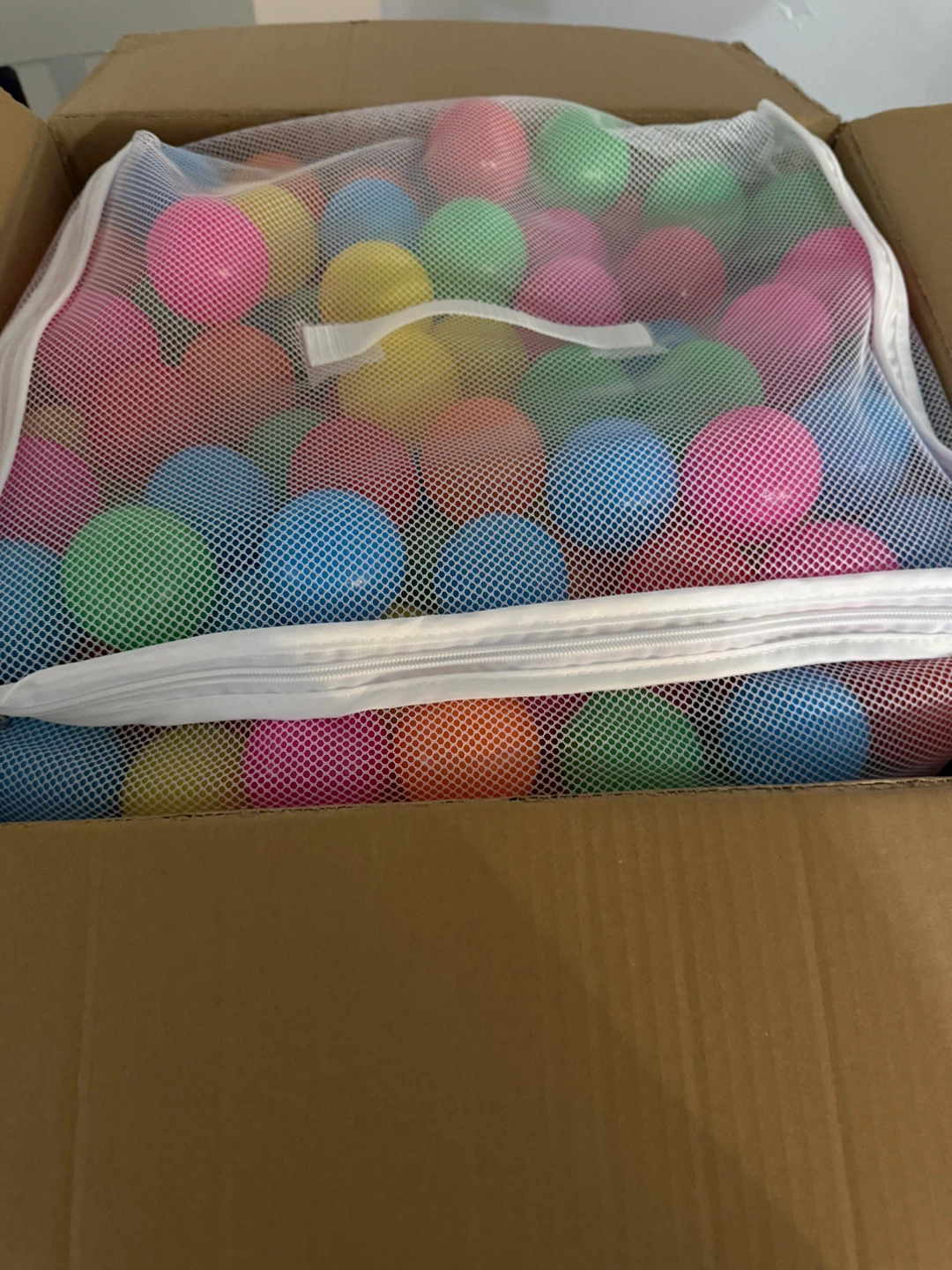 Amazon Basics 400 Ball Pit Balls