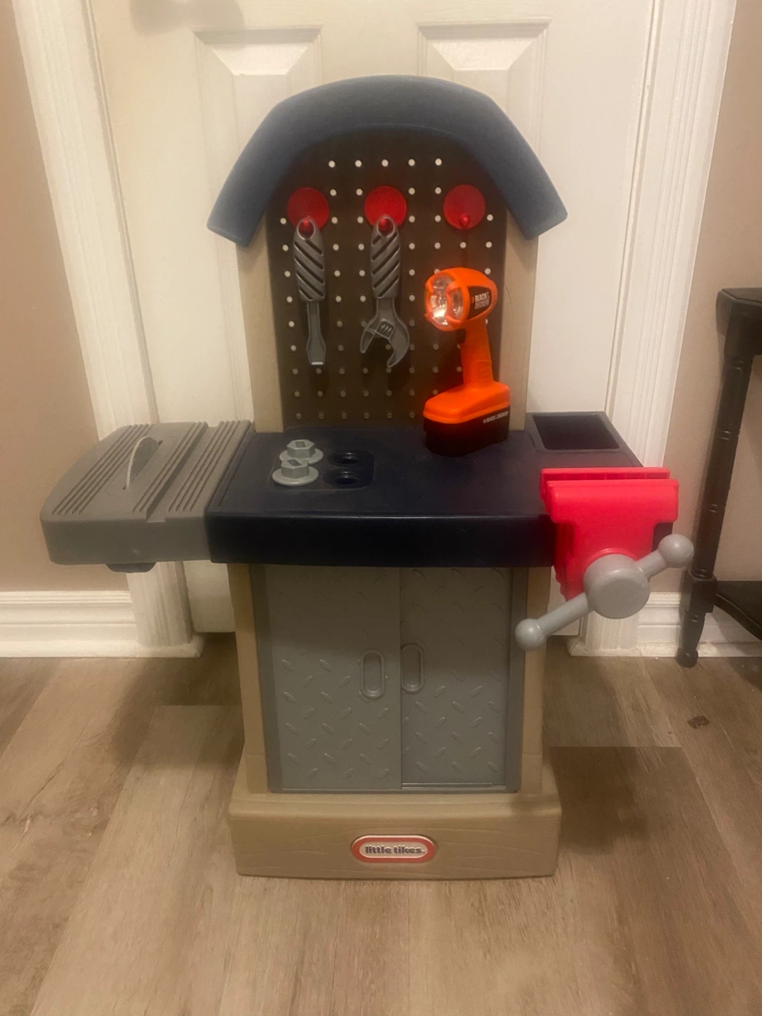 Little Tikes kids tool bench
