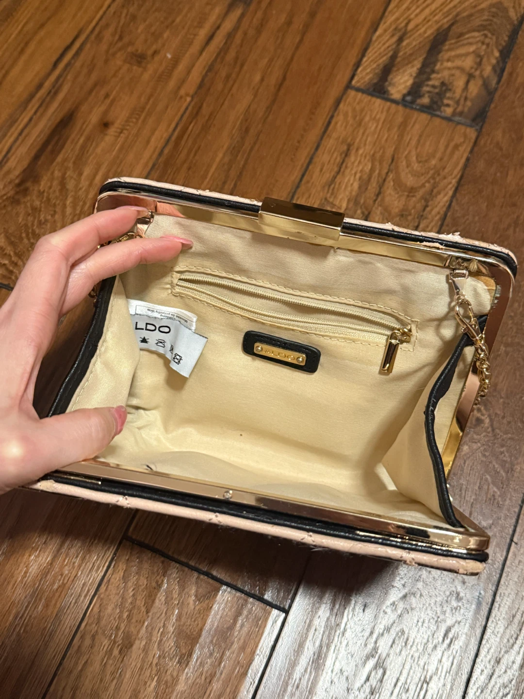 ALDO Love Story Quilted Clutch - photo 3