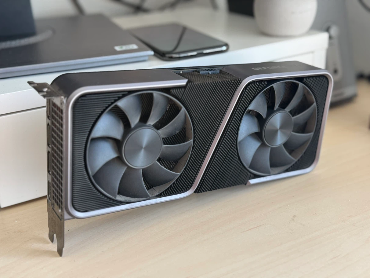NVIDIA GeForce RTX 3070 Founders Edition - photo 4