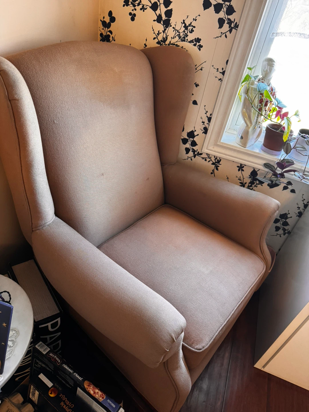 Beige Vienna Upholstery Wingback armchair - photo 4