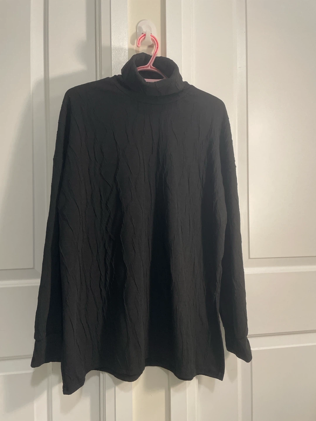 Women’s Black Textured Turtleneck Sweater - photo 3