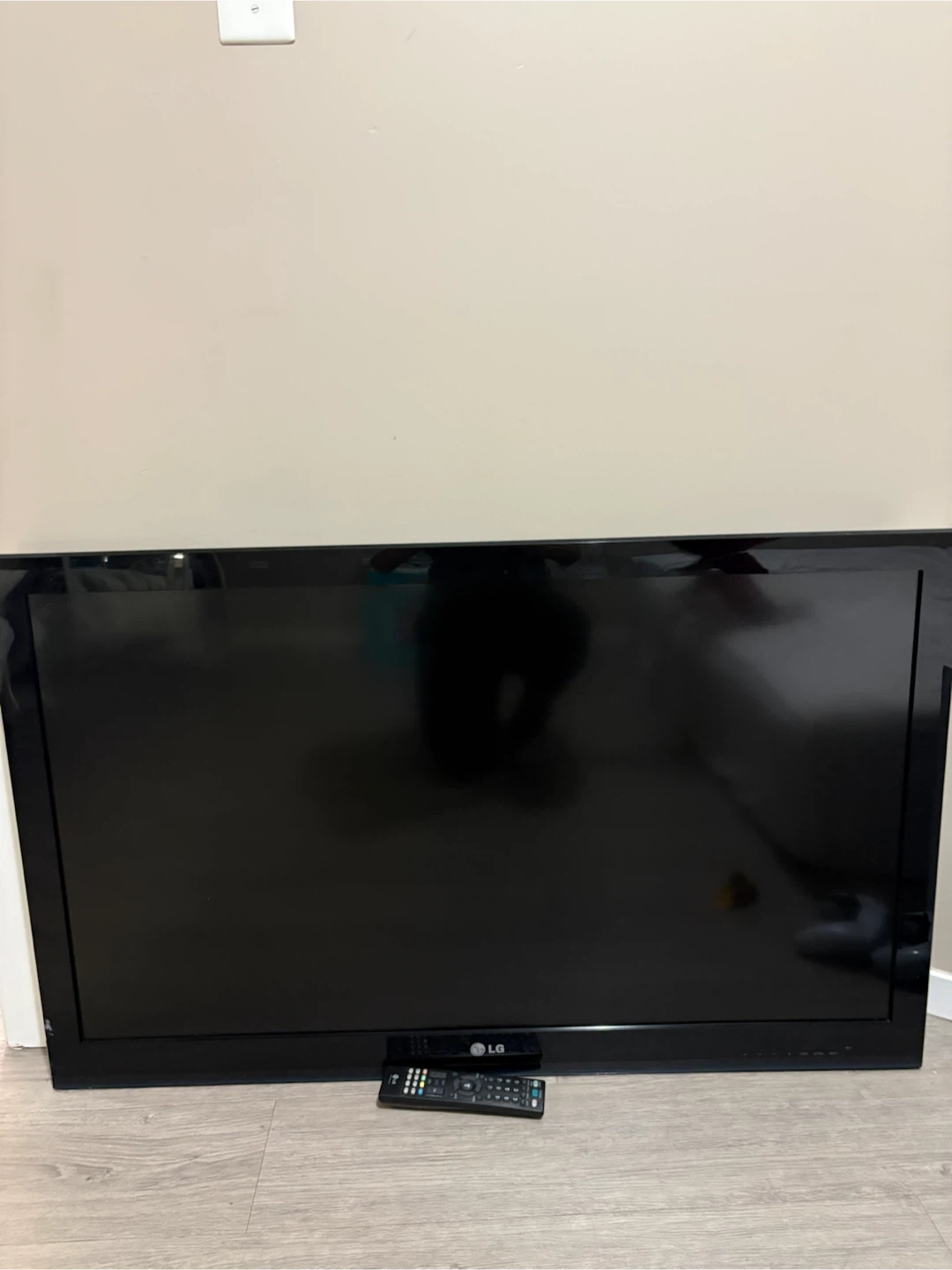 LG Television
