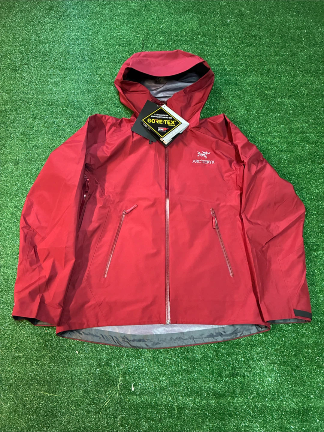 Men’s Arc'teryx Gore-Tex Windbreaker Jacket Red