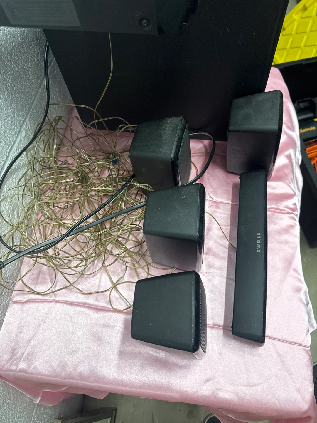 Samsung DVD Home Theater System - photo 2