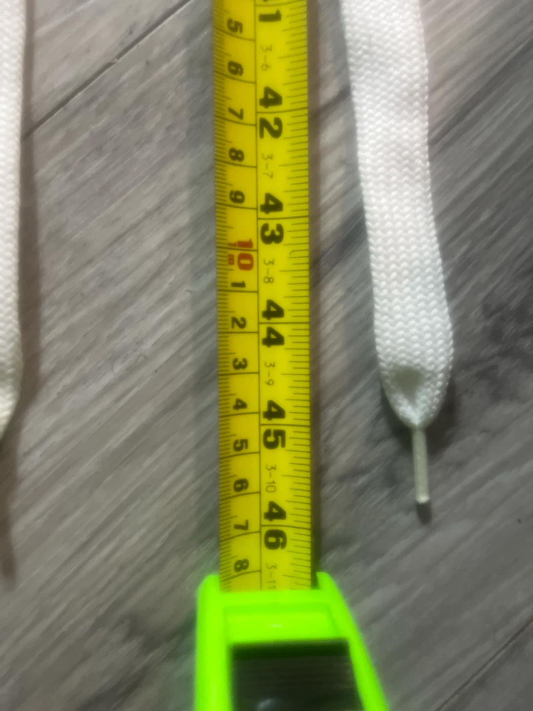 Pair of White Shoe Laces - photo 4