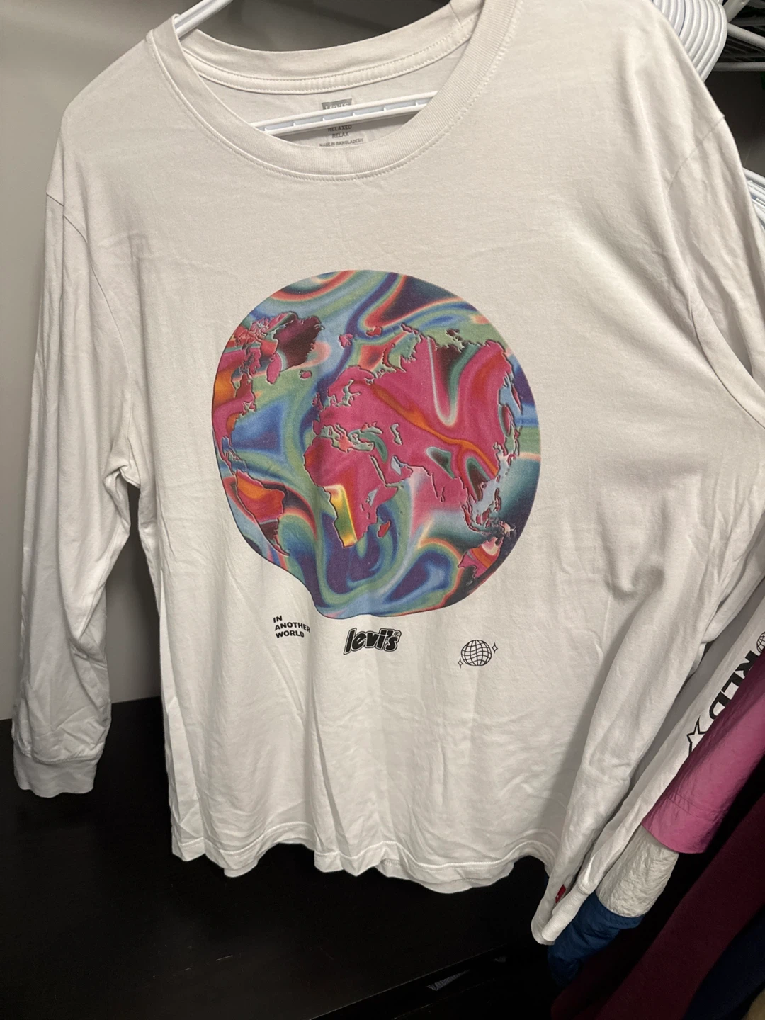 Levi's In Another World Long Sleeve Tee