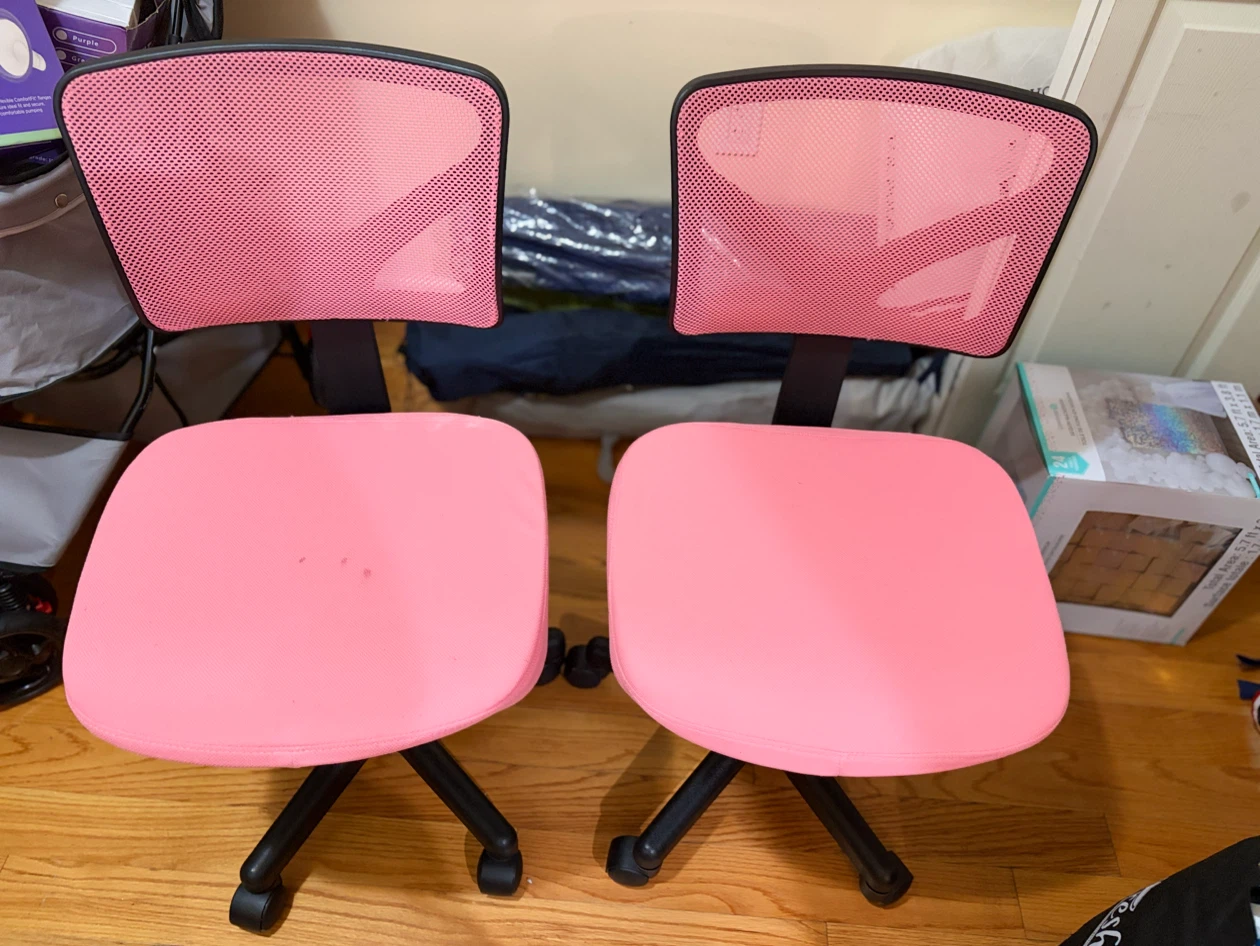 Set of 2 Pink Mesh Office Chairs