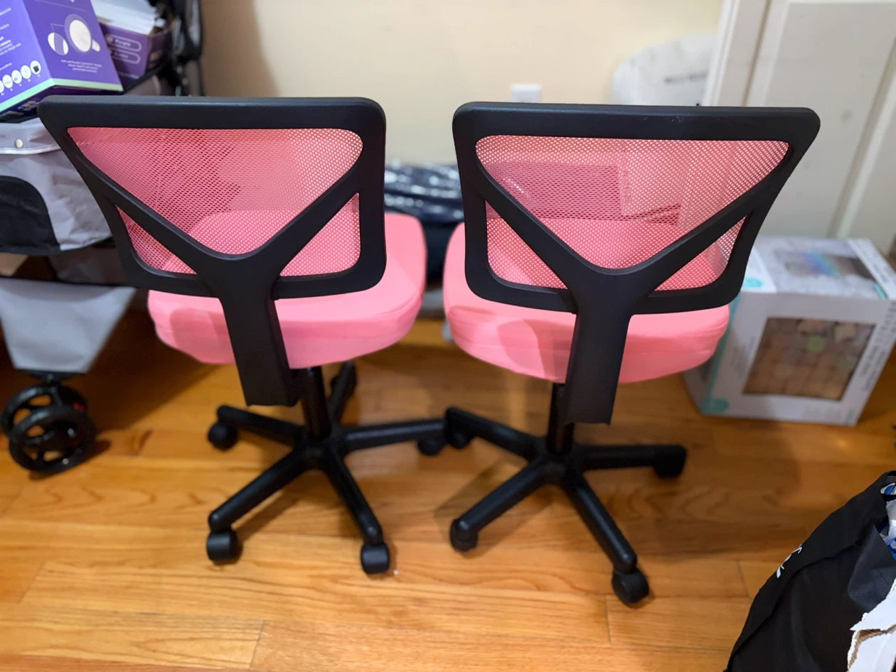 Set of 2 Pink Mesh Office Chairs - photo 3