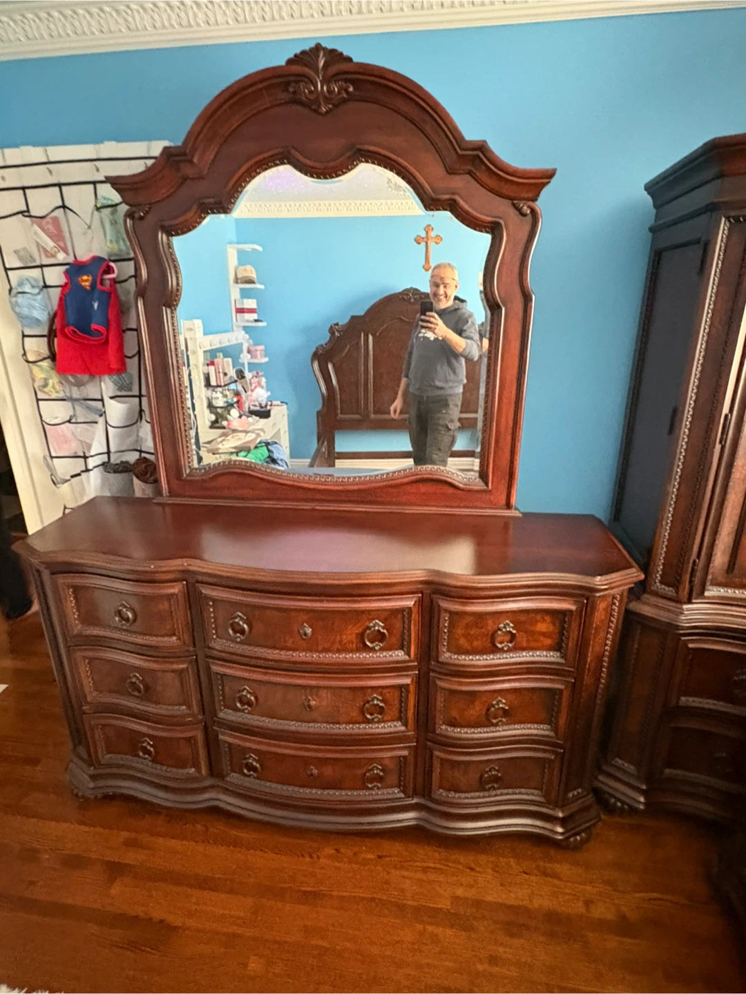 Free delivery used Traditional Wood Dresser with Mirror - photo 4