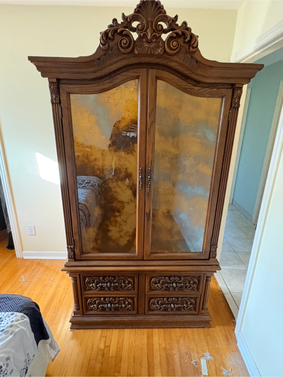 Free delivery used Vintage Ornate Wooden Armoire with Mirror - photo 2