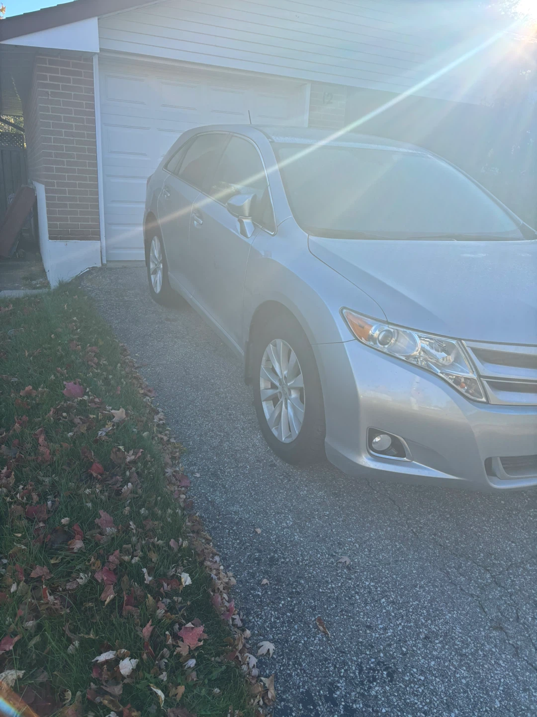 Toyota Venza LE Silver 91000 km - photo 4