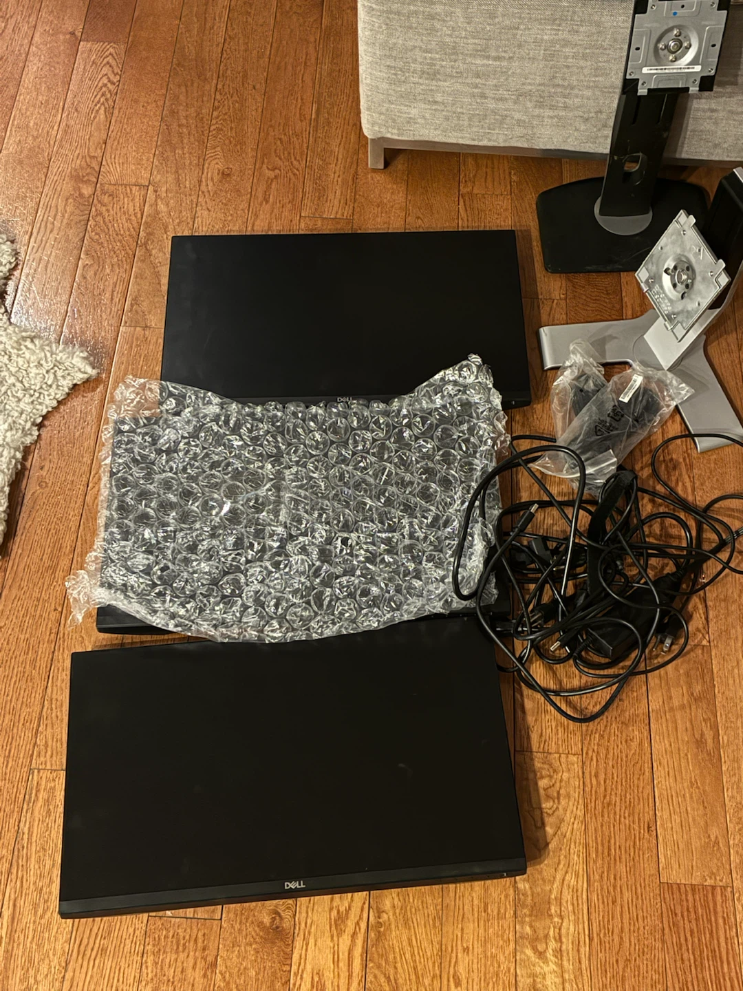 Dell Tech Parts Lot: 2 Stands, 3 Keyboards, 3 Broken Monitors