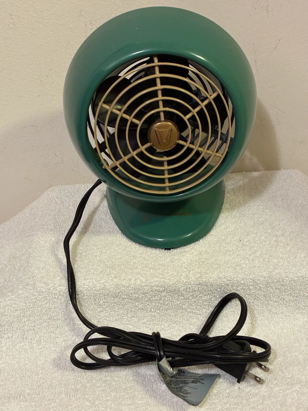 Vornado Retro Desktop Fan