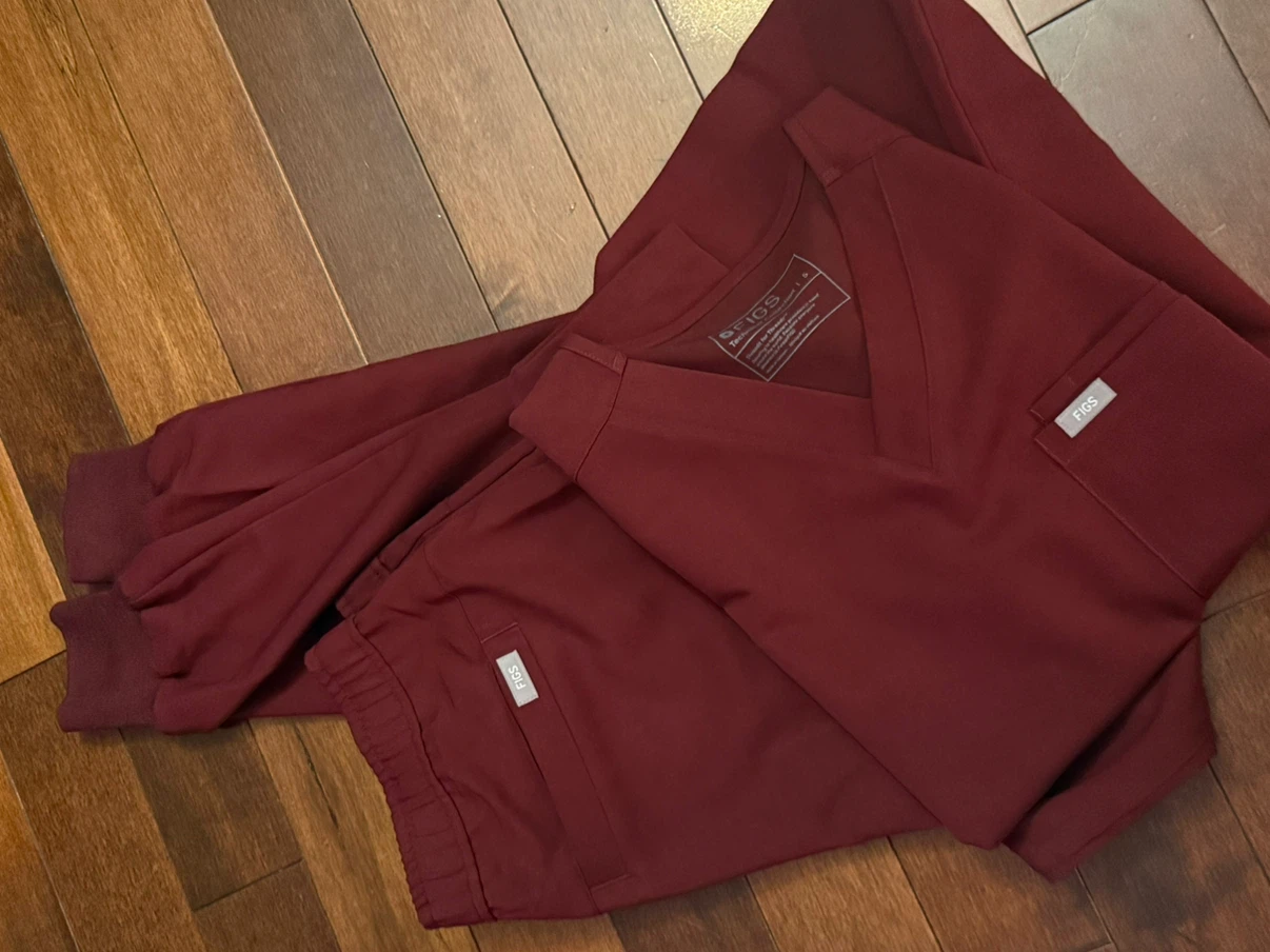 FIGS Technical Collection Scrub Set - photo 3