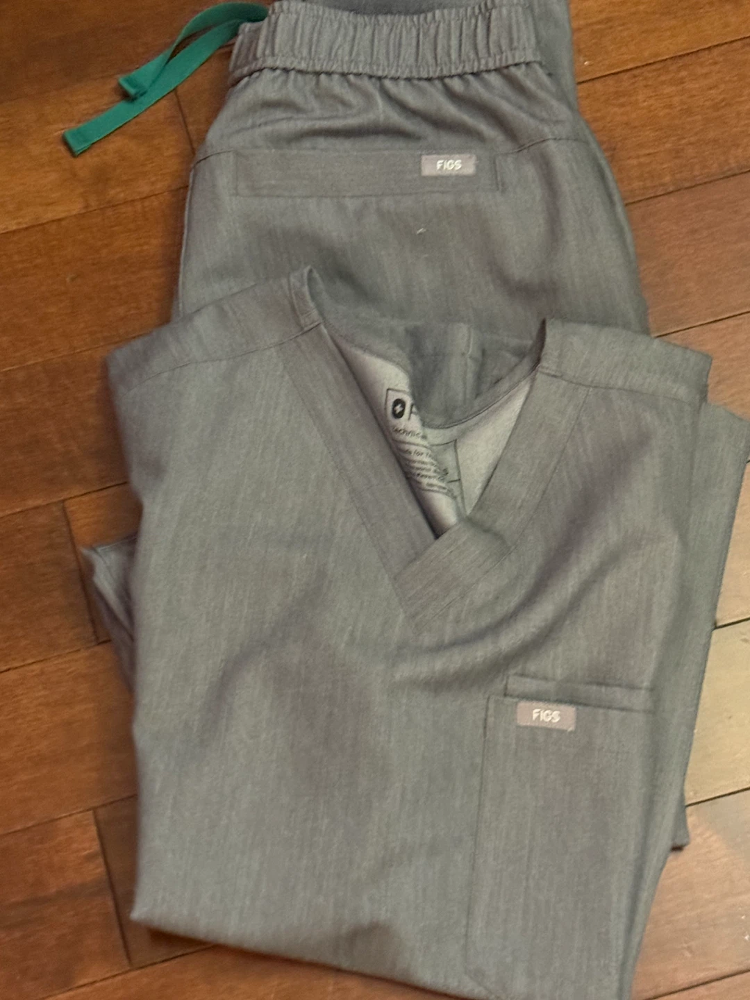 FIGS Technical Collection Scrub Set - photo 4