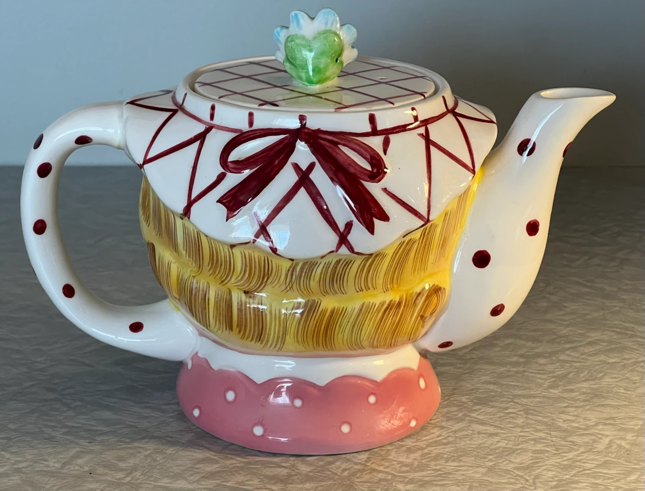 Vintage Miss Dainty Tea Pot - photo 3