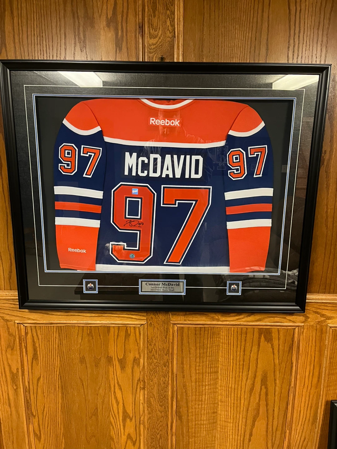 Autographed Connor McDavid Edmonton Oilers Jersey