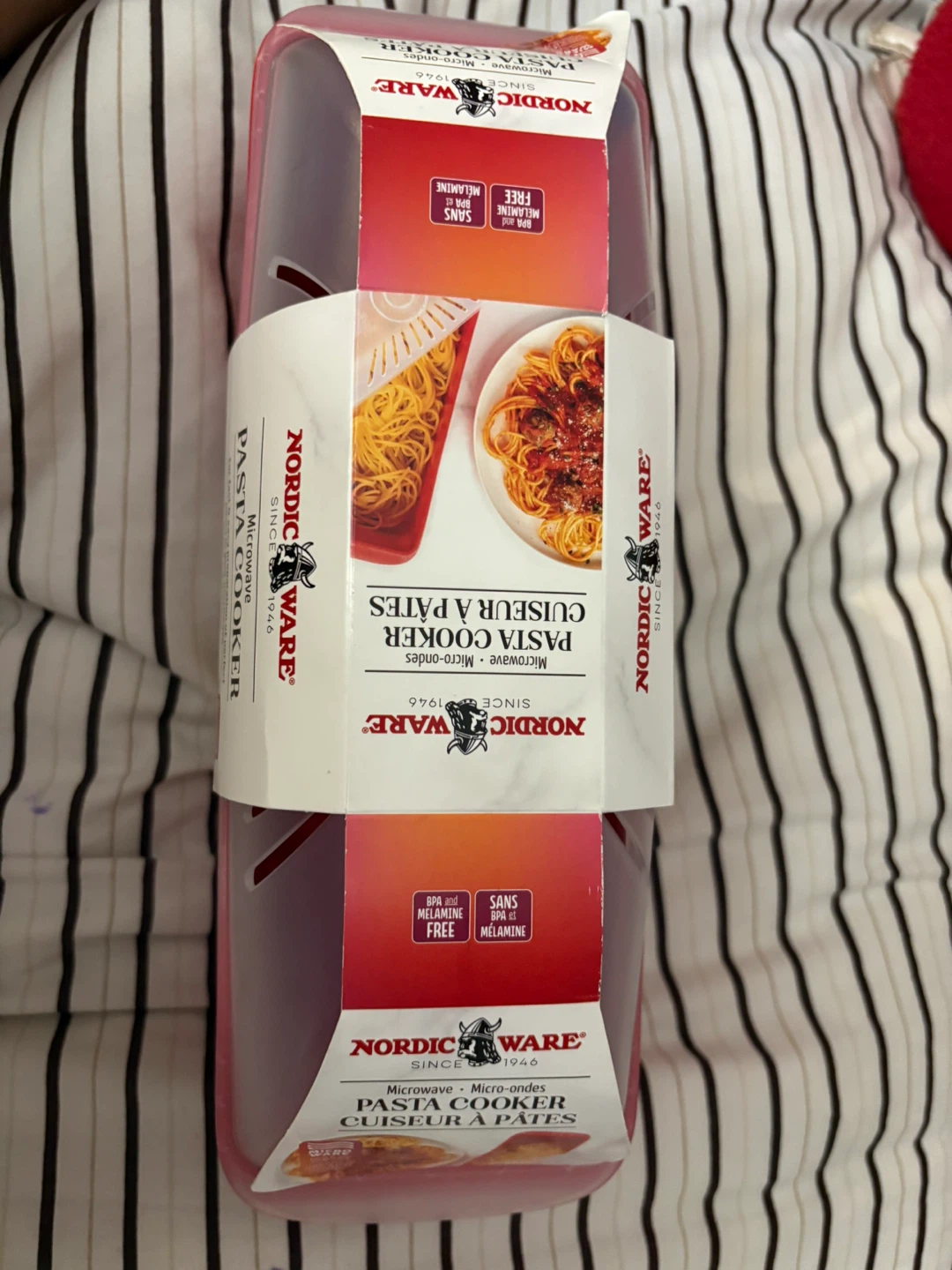 Nordic Ware Microwave Pasta Cooker - photo 2