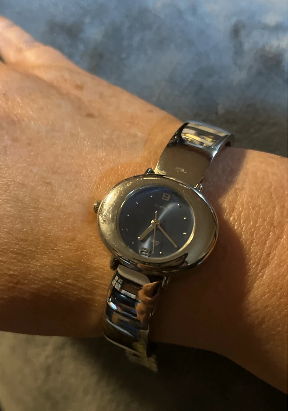 Silver-tone Quartz Wristwatch - photo 5