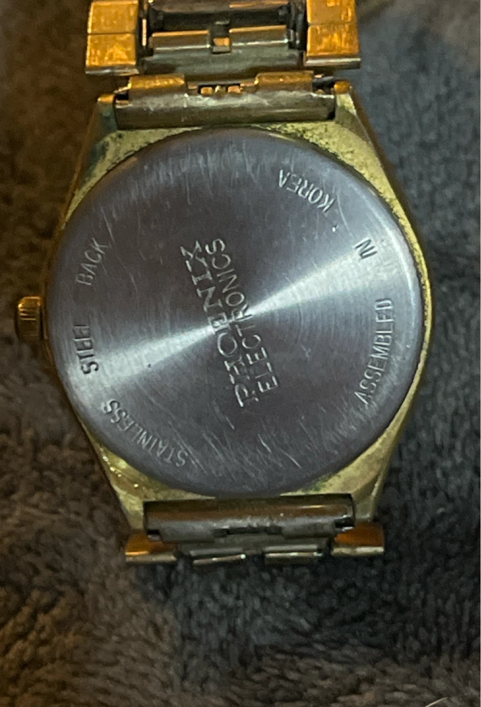 Phoenix Quartz Gold-Tone Watch - photo 3