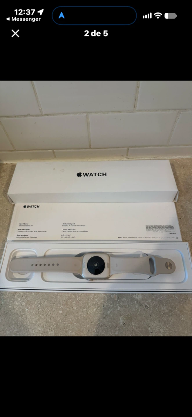 Apple Watch SE 2nd Gen 44mm Starlight Aluminum