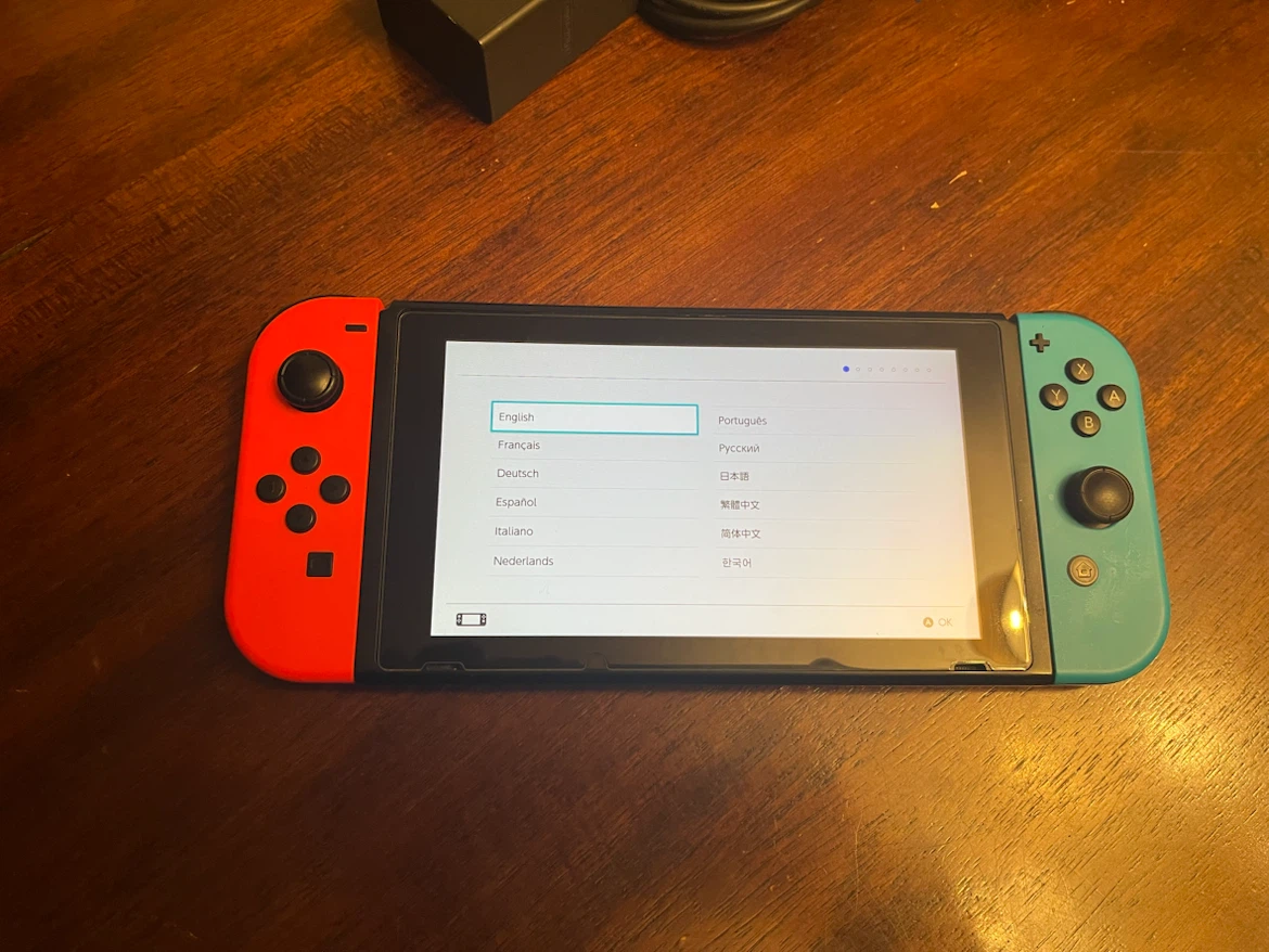 Nintendo Switch Console Bundle with Extra Controller - photo 2