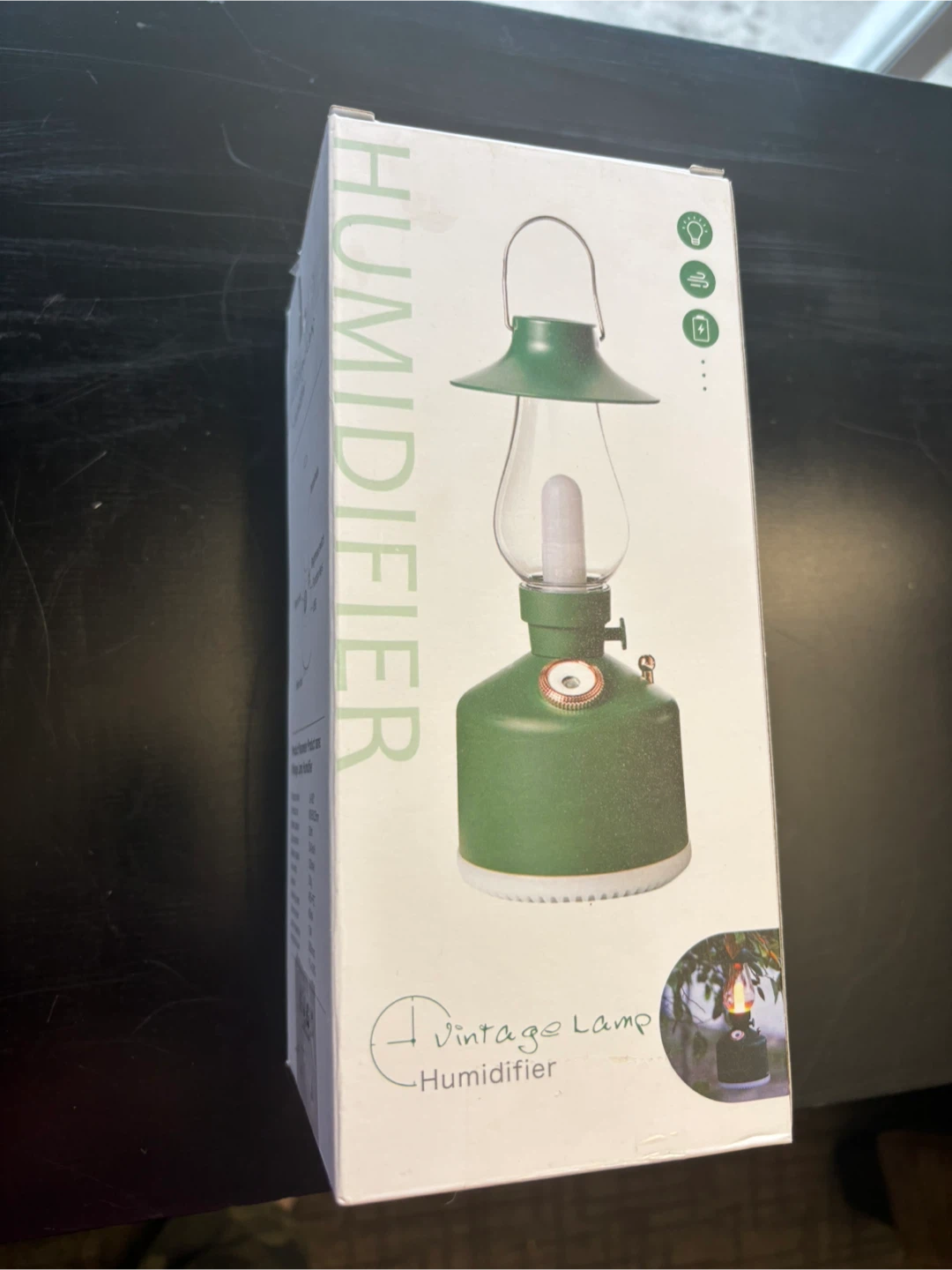 White humidifier with light - photo 4