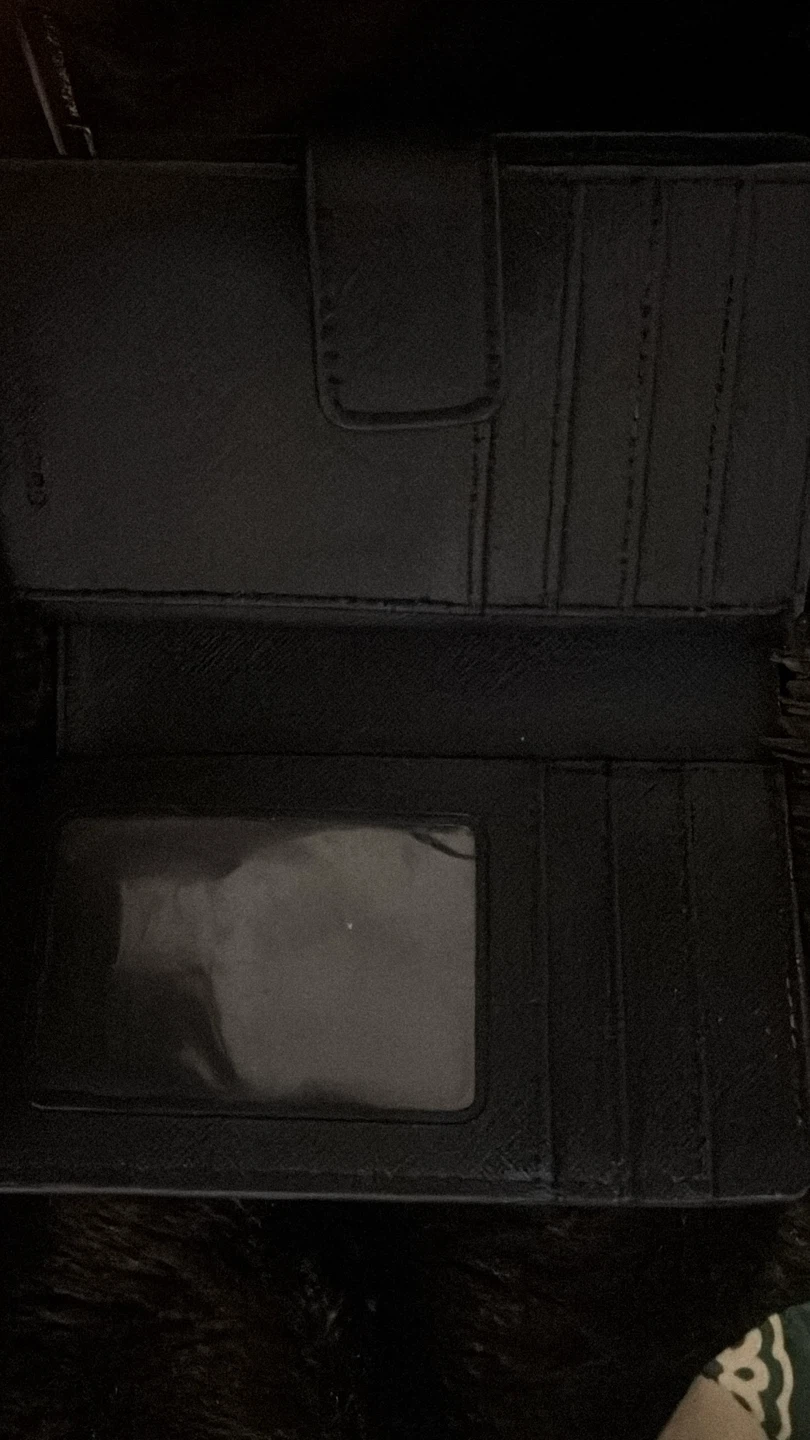 Michael Kors Black Wallet - photo 3