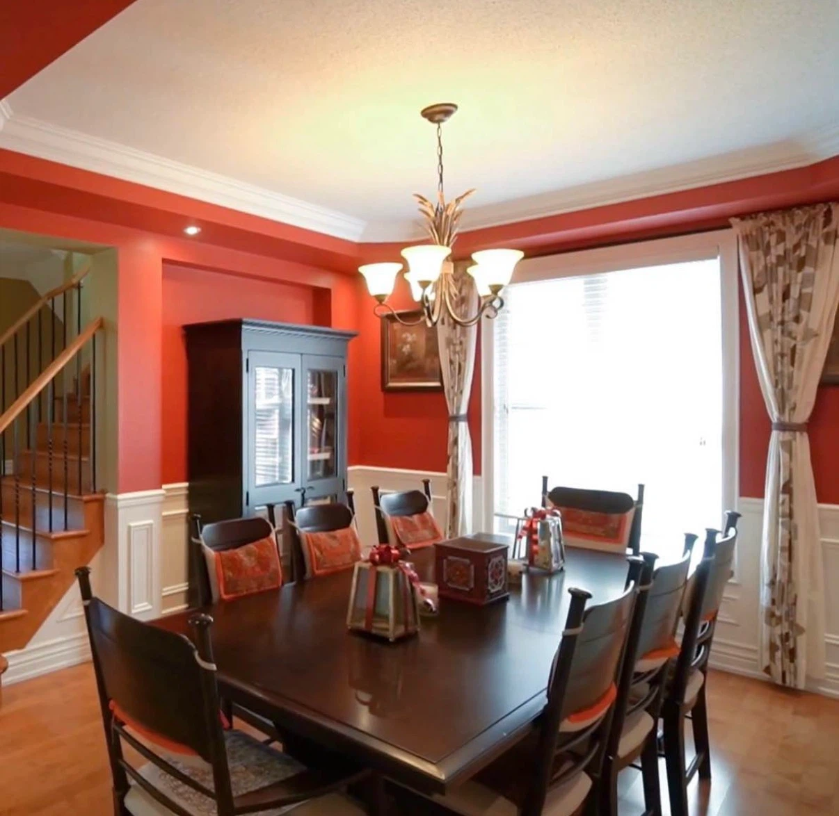Dark Wood Dining Table and 6 Chairs