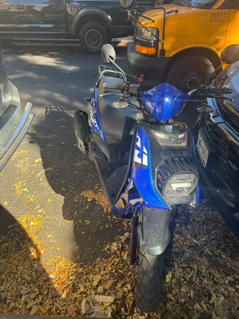 Blue Yamaha Zuma 50cc Scooter