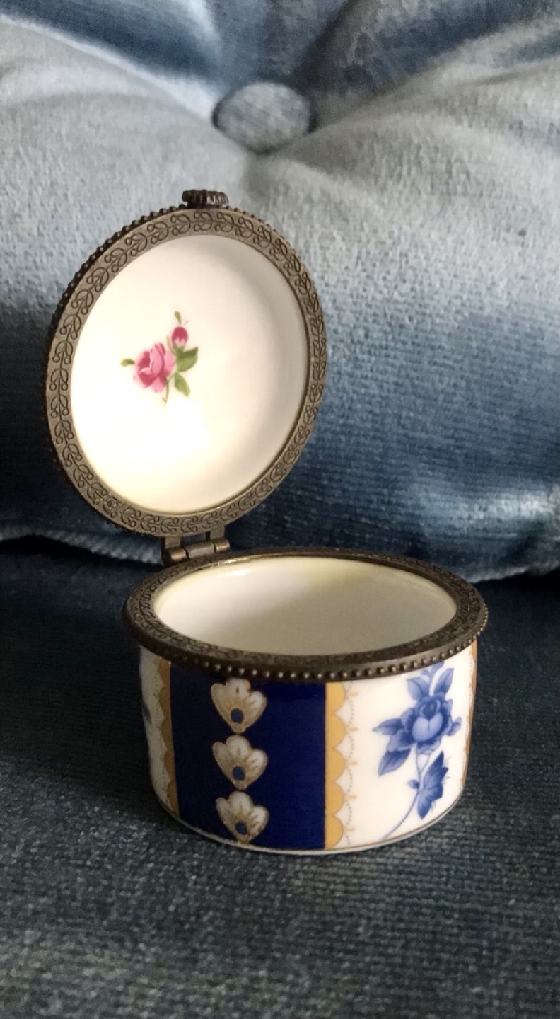 Vintage Trinket Holder/Jewelry Box- Portugal - photo 2