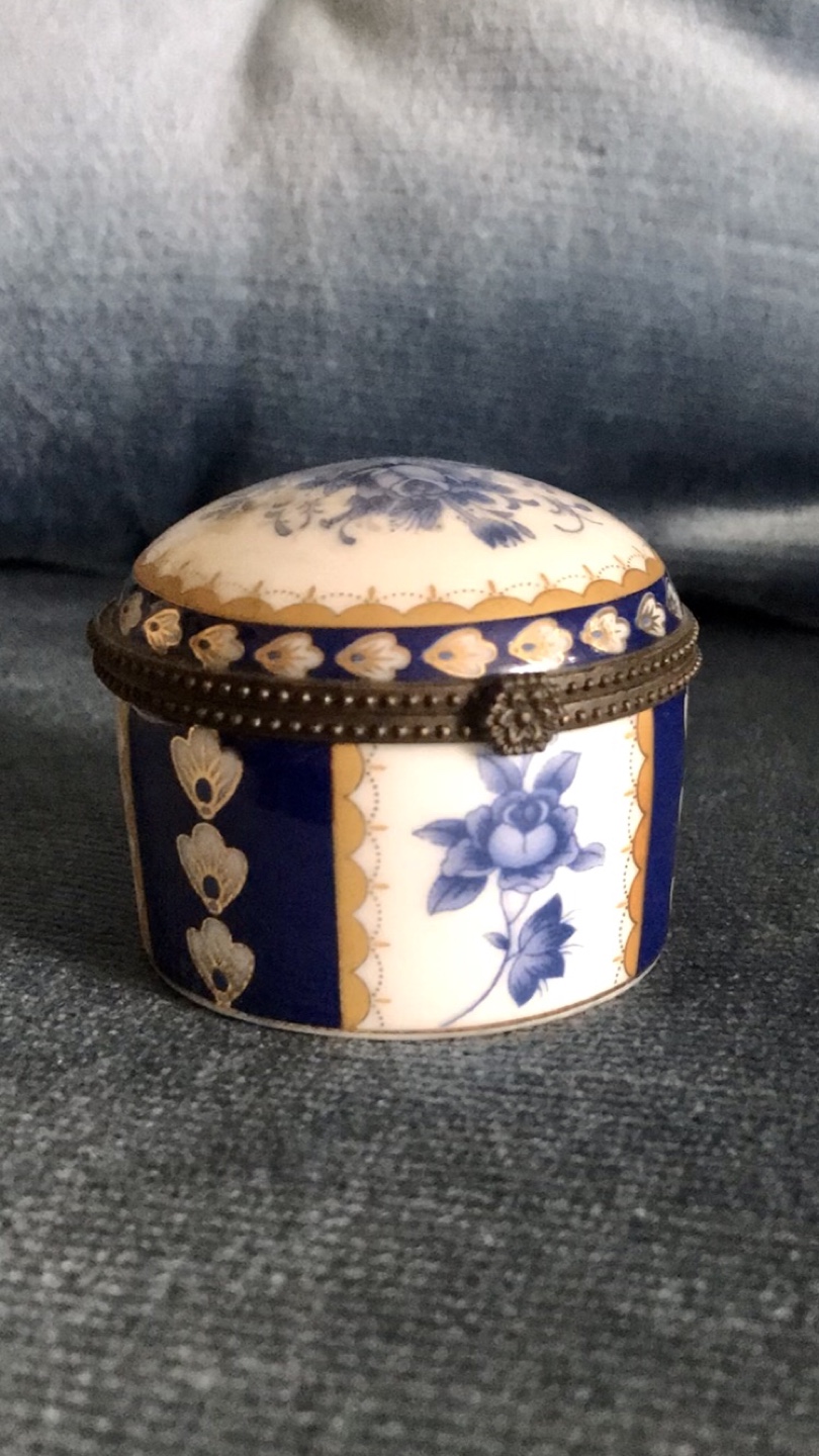 Vintage Trinket Holder/Jewelry Box- Portugal