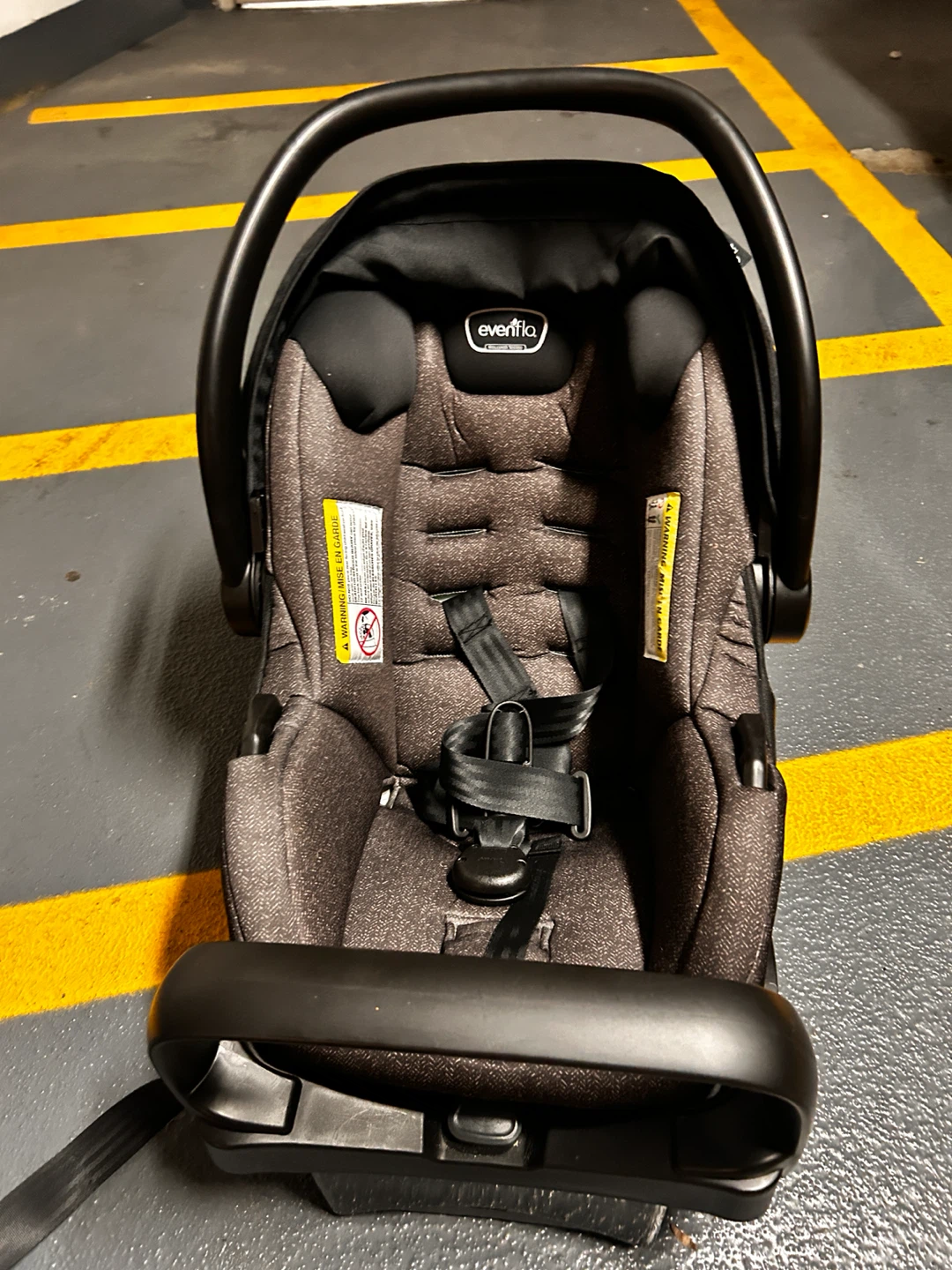 Evenflo Litemax Safemax Infant Car Seat - photo 5