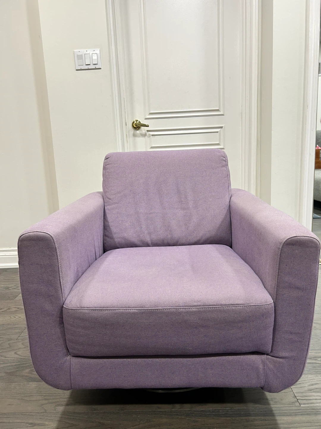 Italsofa Lavender Swivel Armchair